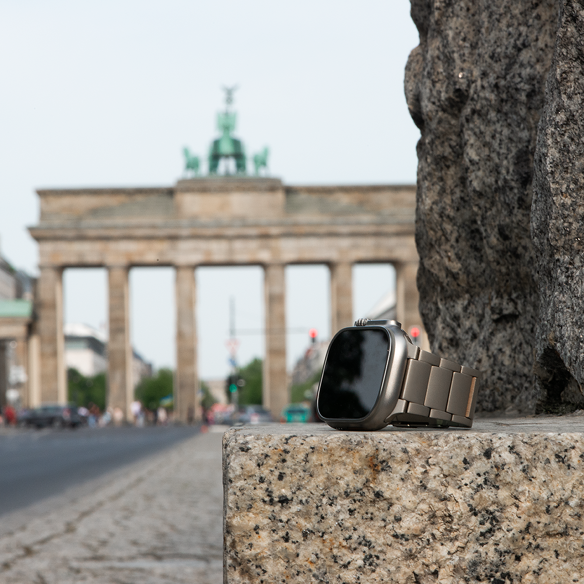 hyperion-titan-armband-fur-apple-watch-ultra-von-monteny-in-berlin