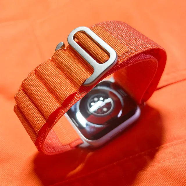 nylon armband apple watch alpine loop orange von oben monteny